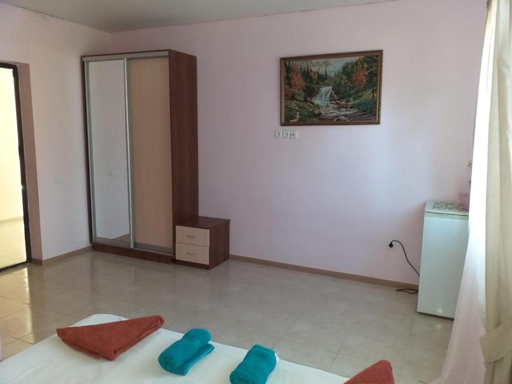 Solnechny Bereg Guest House グダウタ エクステリア 写真